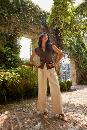 Brandy V Neck Fitted Waist Top