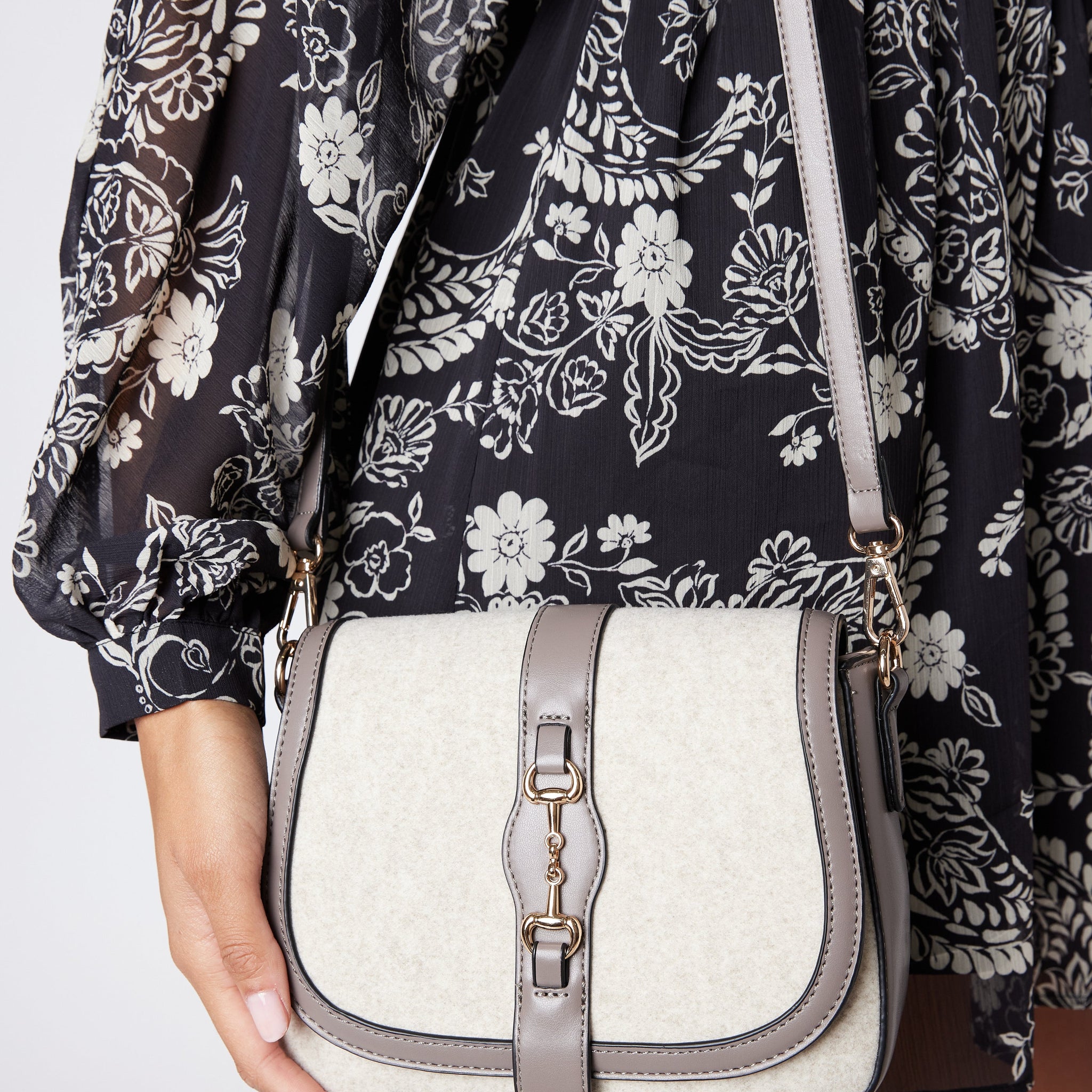 Vanna Woven Contrast Crossbody