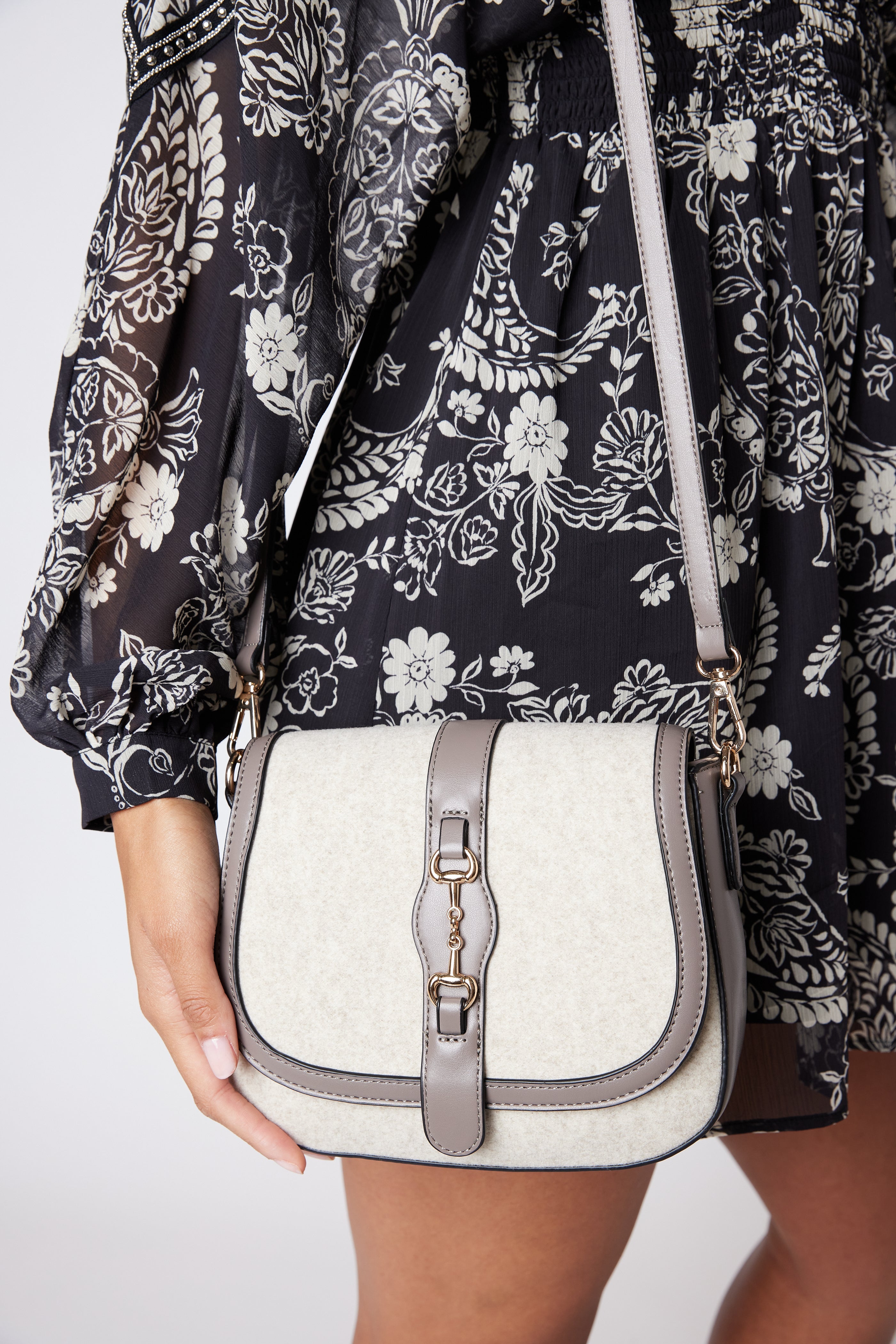 Vanna Woven Contrast Crossbody