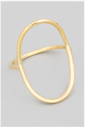Krisa Curved Oval Ring