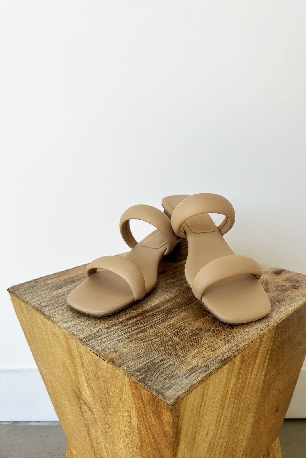 SALE - Chinese Laundry Alistar Heel