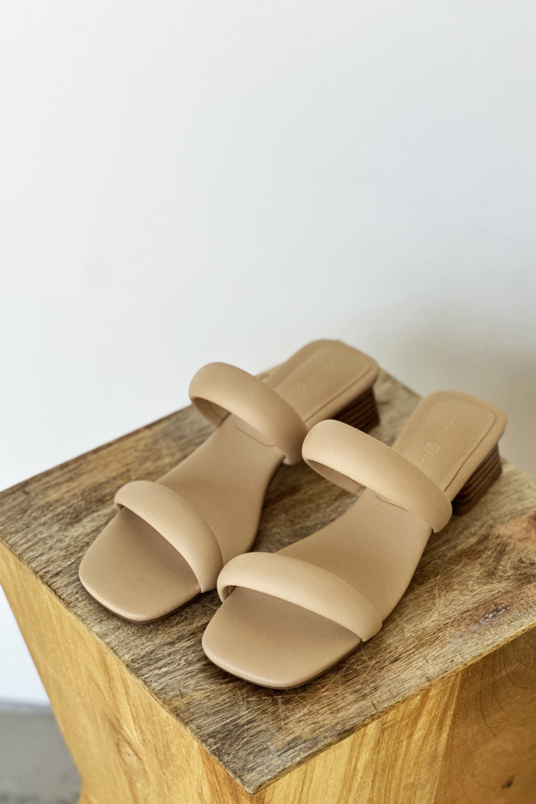 SALE - Chinese Laundry Alistar Heel