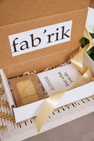 GRAD GIFT BOX